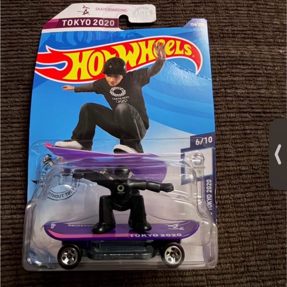 Hot Wheels Tokyo 2020 Purple Skateboard Toy - Hot Wheels